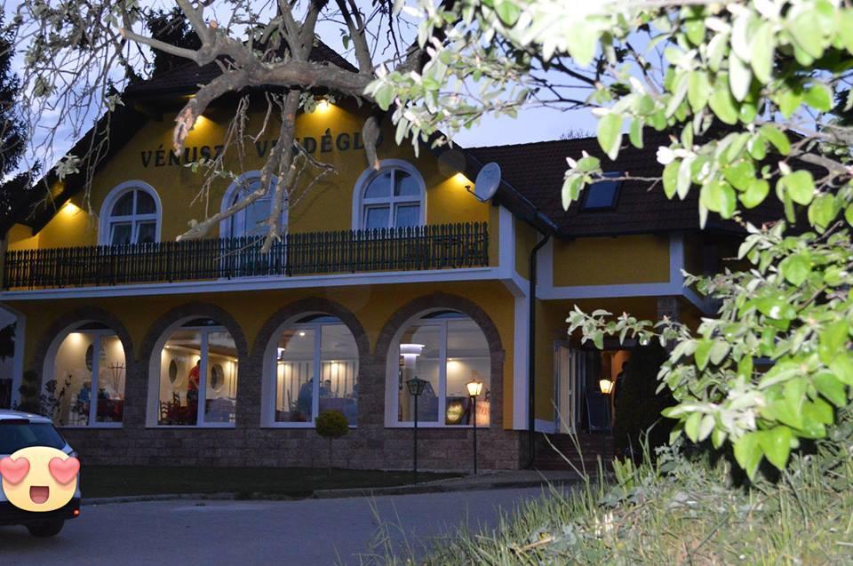 Bed and Breakfast Vénusz Panzió és Vendéglő Bagod Exterior foto